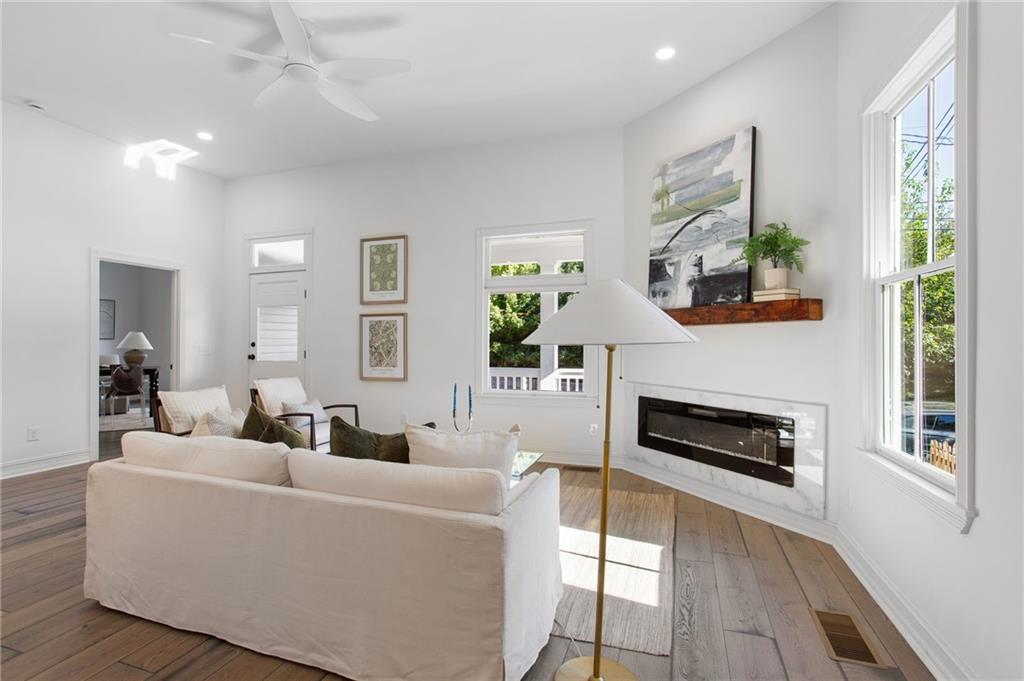 481 Glenwood Avenue SE