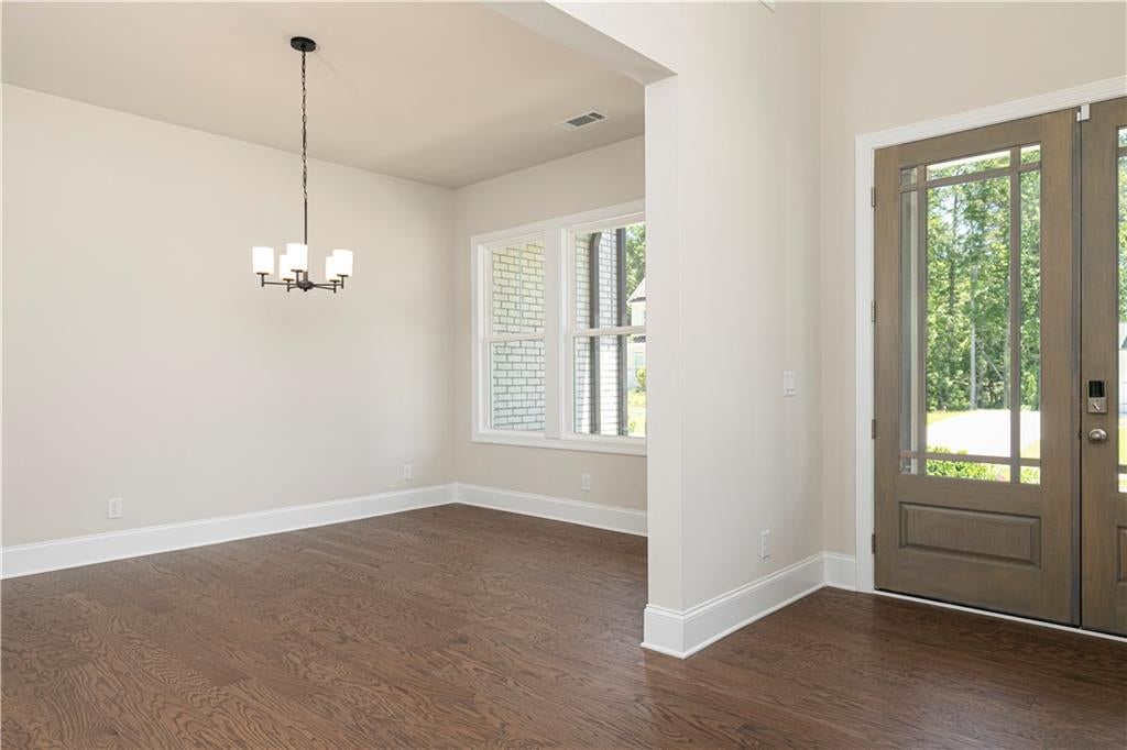 4415 Hawthorn