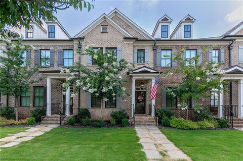 Townhouse For Sale - 120 W Main Street<br/> Buford, GA 30518