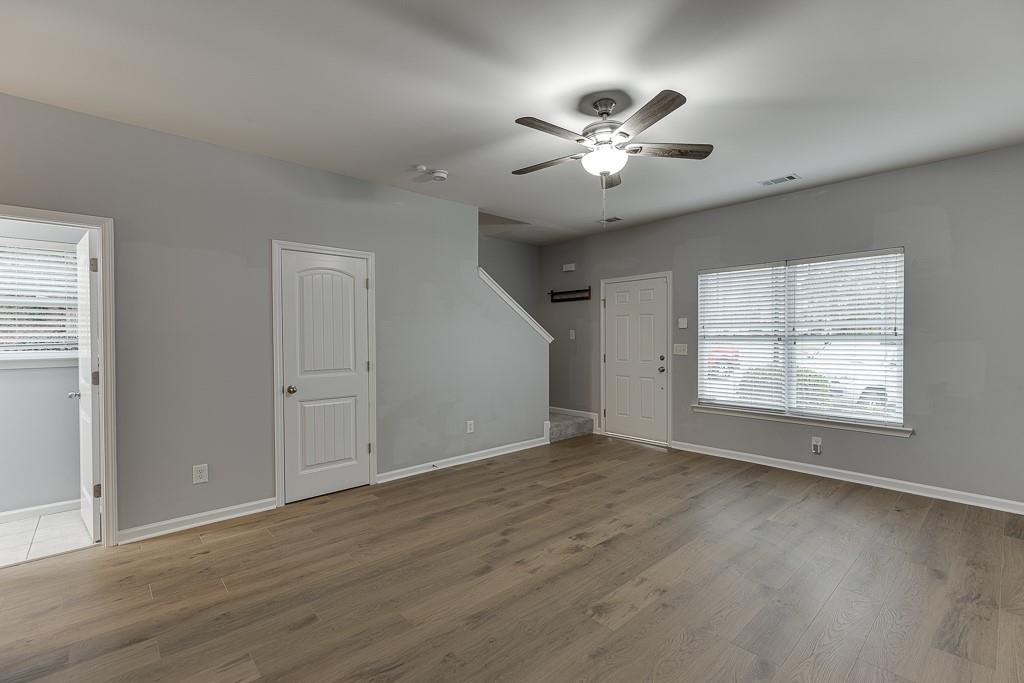 1807 Brookside Lay Circle