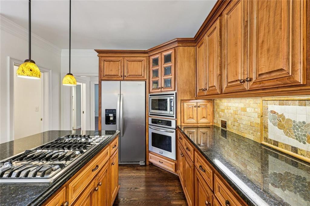 SEVEN OAKS - Residential