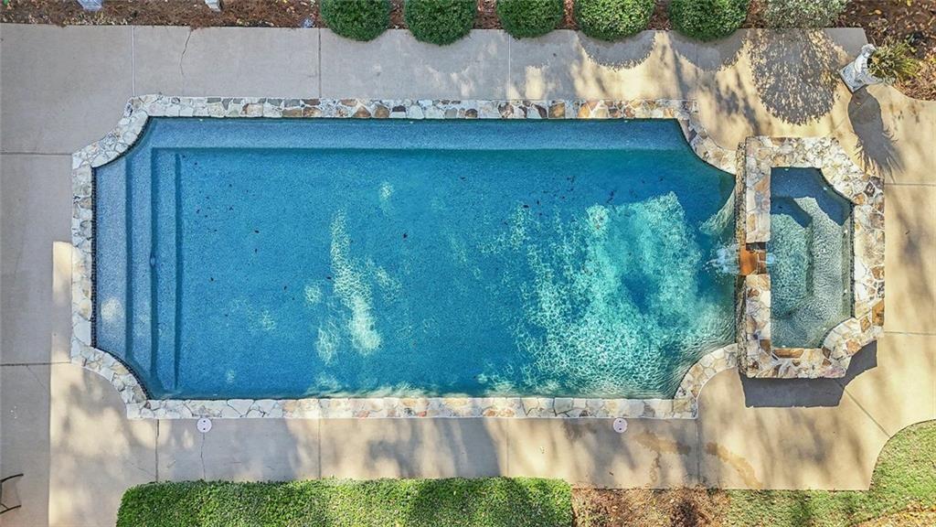 SEVEN OAKS - Residential