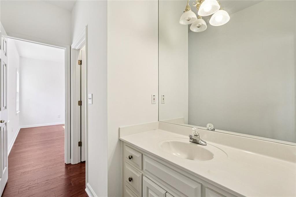 SEVEN OAKS - Residential