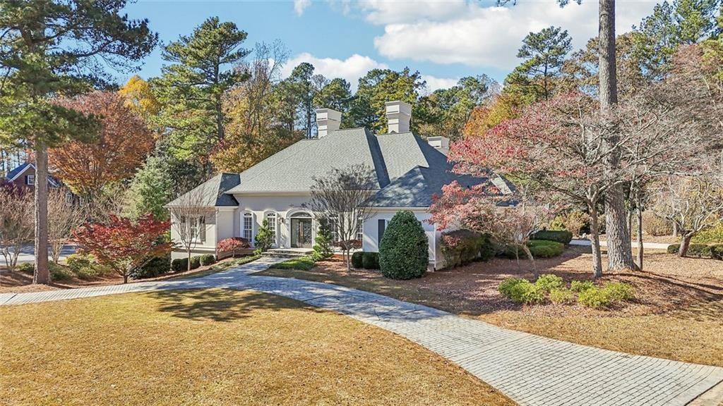 SEVEN OAKS - Residential