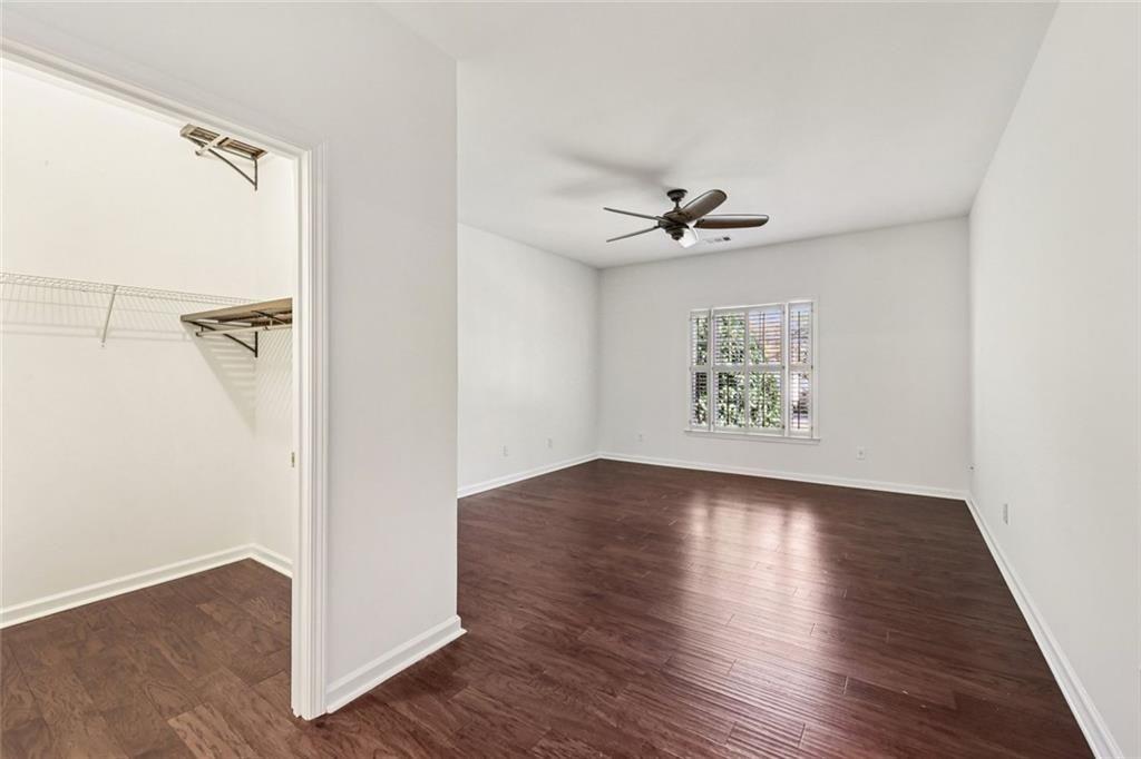 SEVEN OAKS - Residential