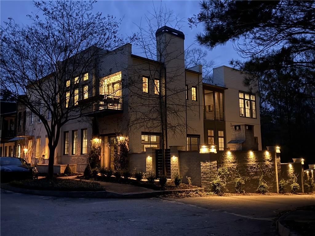 458 Selborne Way