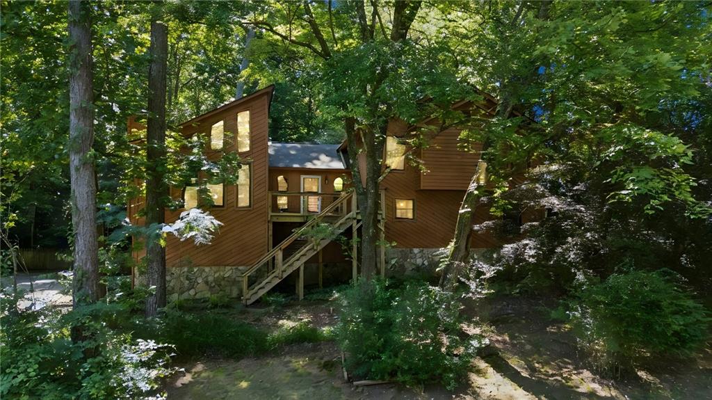 3311 Dogwood Lane