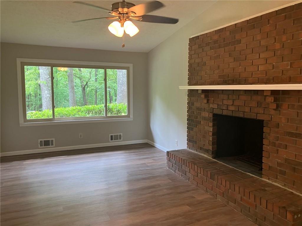 215 N Etowah Court, Canton, Georgia image 7