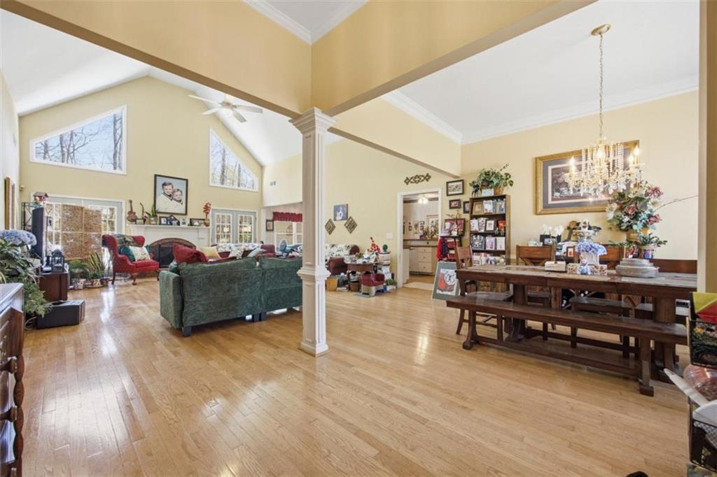 1948 Trestlebrook Way