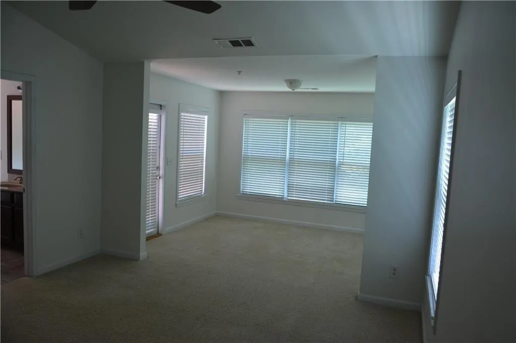 Mableton, Georgia 30126, United States, 3 Bedrooms Bedrooms, ,4 BathroomsBathrooms,Residential,Active,189639