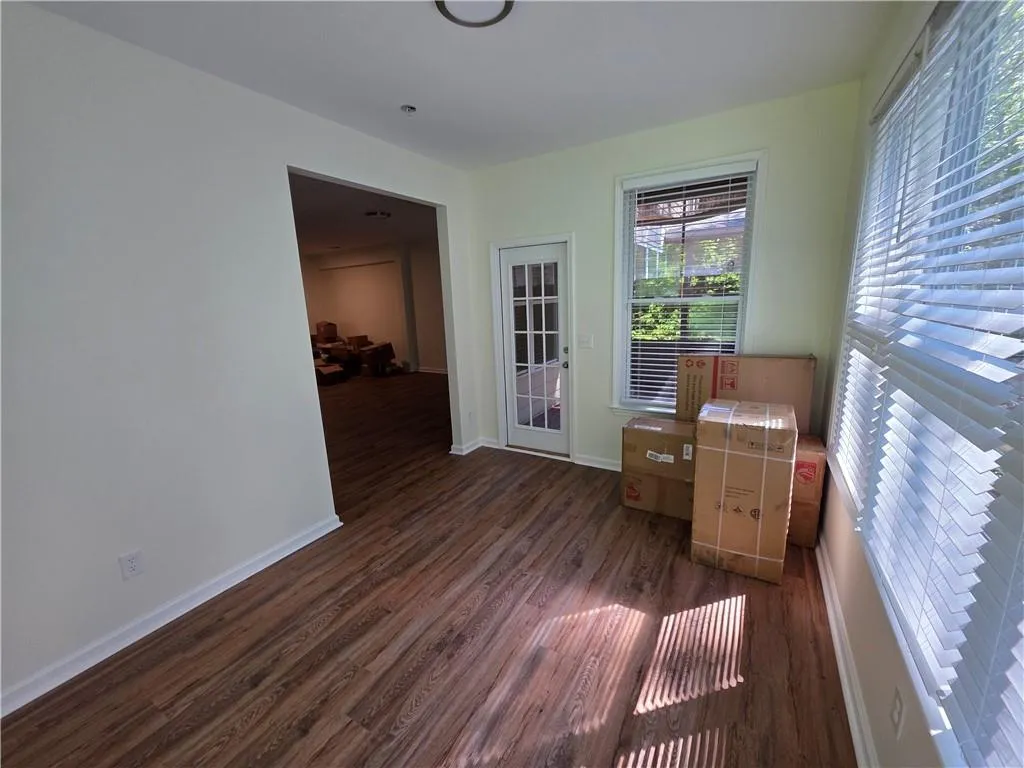 Mableton, Georgia 30126, United States, 3 Bedrooms Bedrooms, ,4 BathroomsBathrooms,Residential,Active,189639