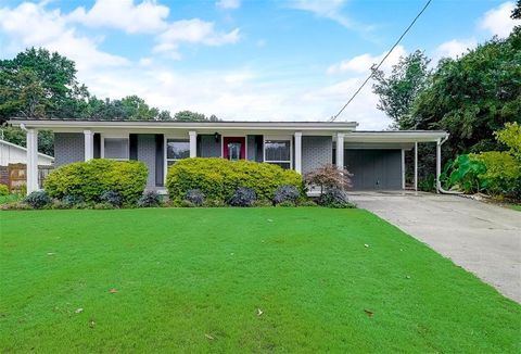 1801 LOCHLOMAND Lane SE Smyrna GA 30080