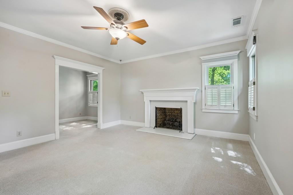 952A Edgewood Avenue NE