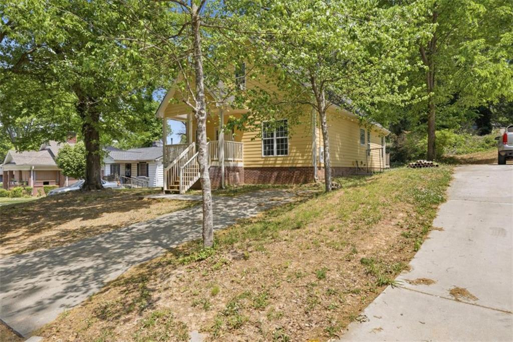 845 Mildred Place