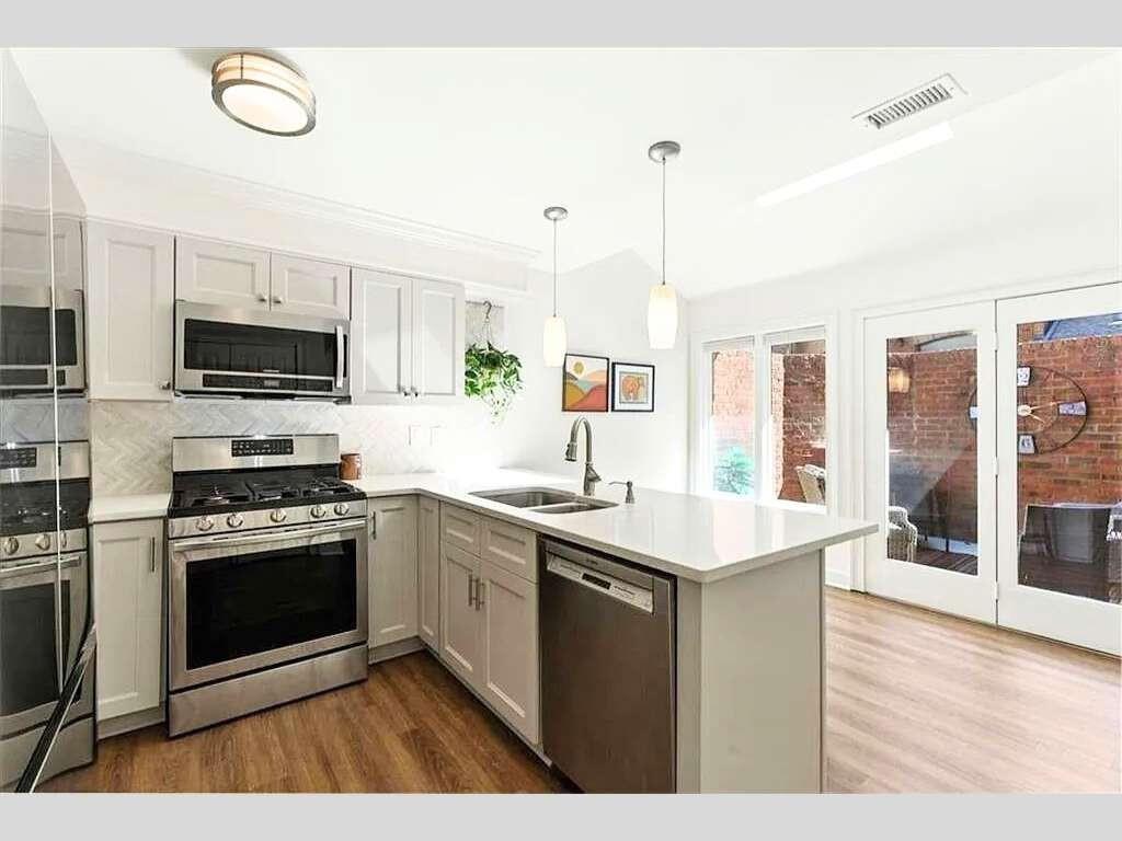 Westfair Coach Homes - Residential