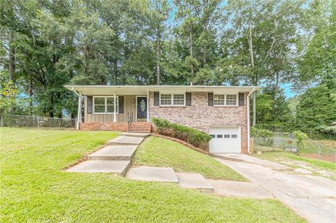 Photo of 828 Sheppard Way, Stone Mountain, GA 30083 (MLS # 7636599)
