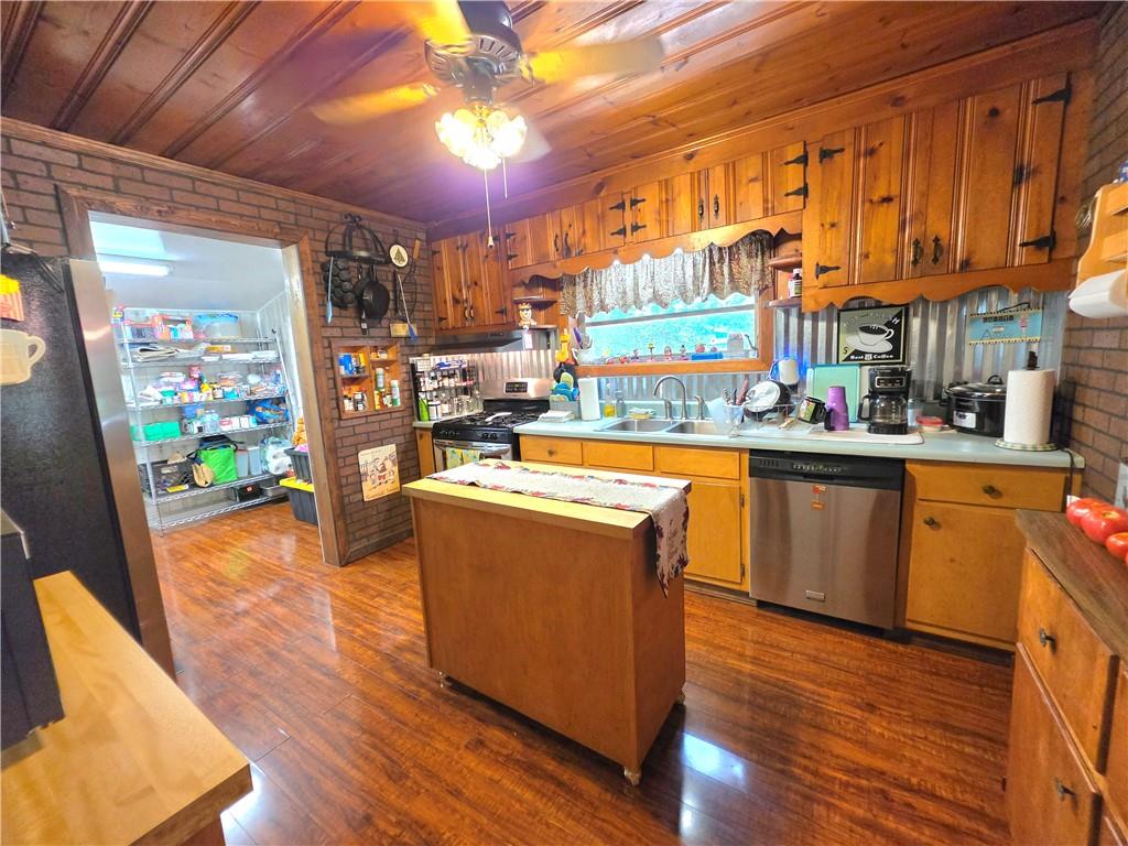 4620 Oak Grove Circle