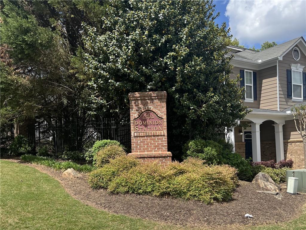 4036 Carlinswood Way, Stone Mountain, Georgia image 1