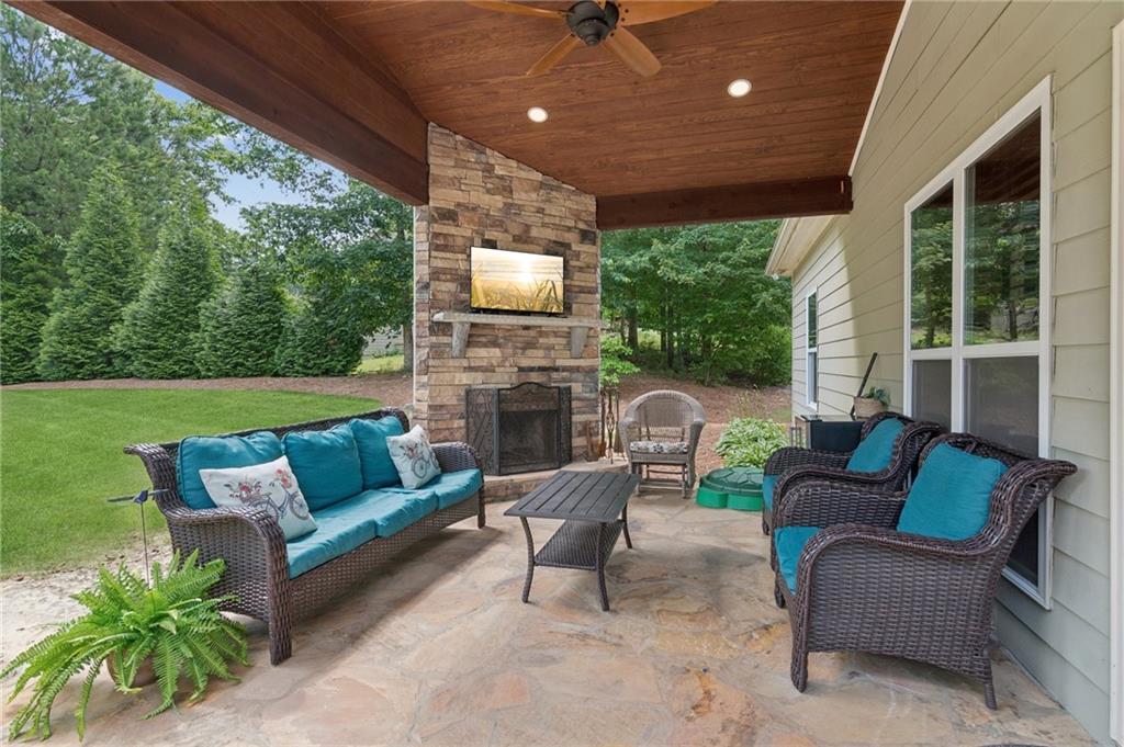28 Dawson Manor Court