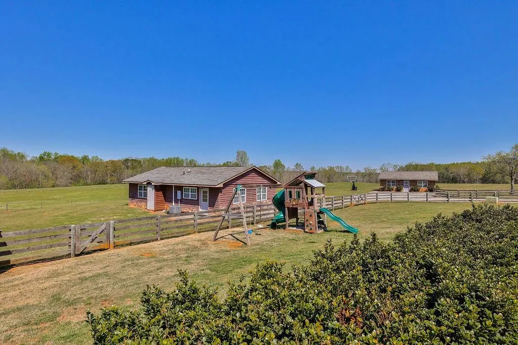 Greenville, Georgia 30222, United States, 6 Bedrooms Bedrooms, ,6 BathroomsBathrooms,Residential,Active,61820