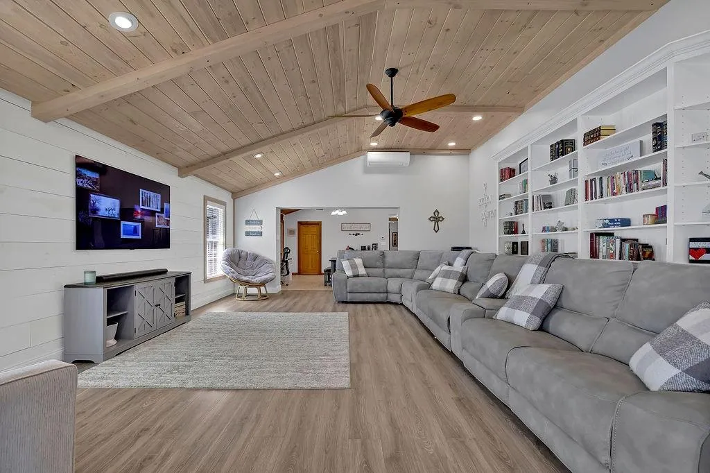 Greenville, Georgia 30222, United States, 6 Bedrooms Bedrooms, ,6 BathroomsBathrooms,Residential,Active,61820