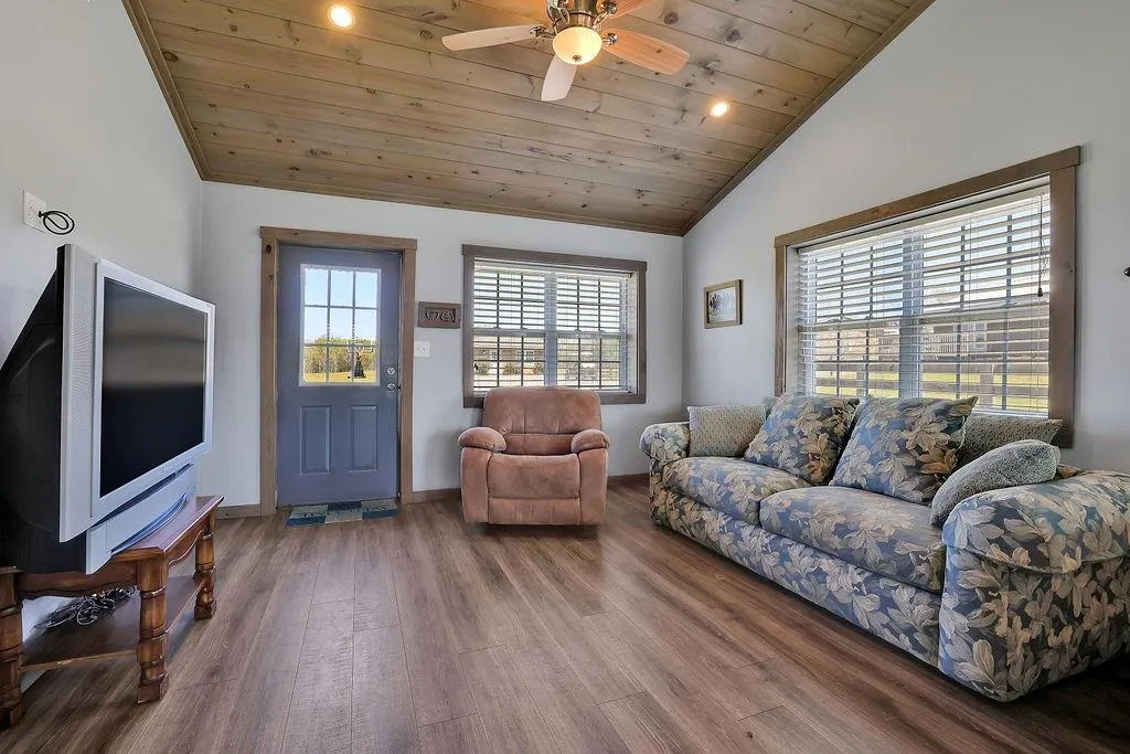 Greenville, Georgia 30222, United States, 6 Bedrooms Bedrooms, ,6 BathroomsBathrooms,Residential,Active,61820