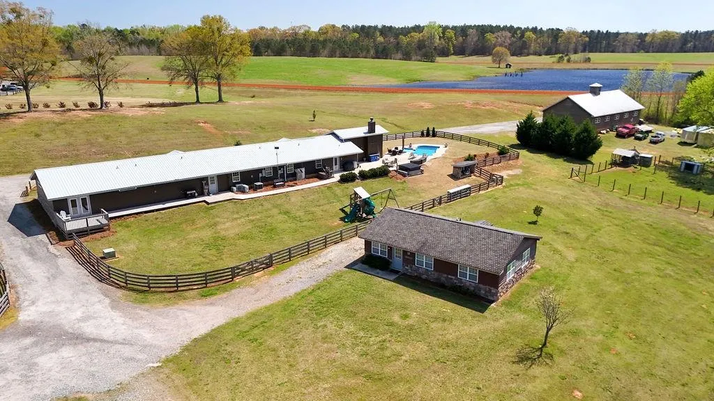 Greenville, Georgia 30222, United States, 6 Bedrooms Bedrooms, ,6 BathroomsBathrooms,Residential,Active,61820