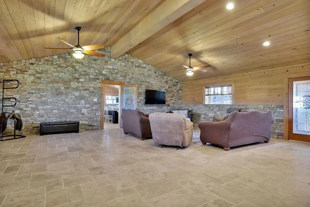 Greenville, Georgia 30222, United States, 6 Bedrooms Bedrooms, ,6 BathroomsBathrooms,Residential,Active,61820