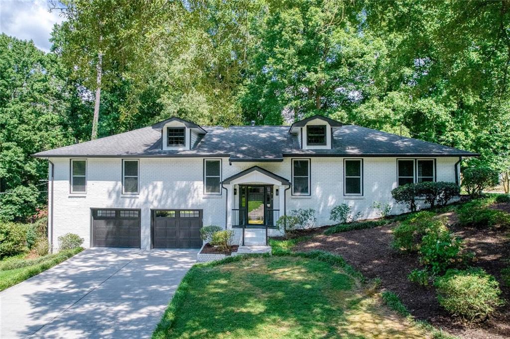 2510 Camelot Circle