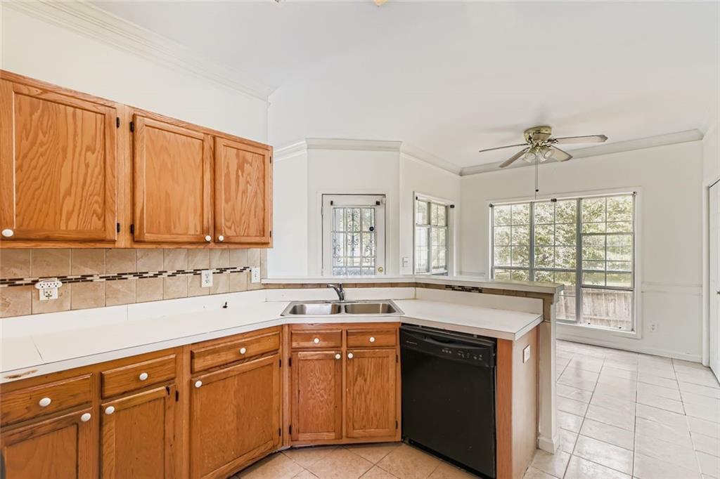 Wesley Lakes Oxford Downs - Residential