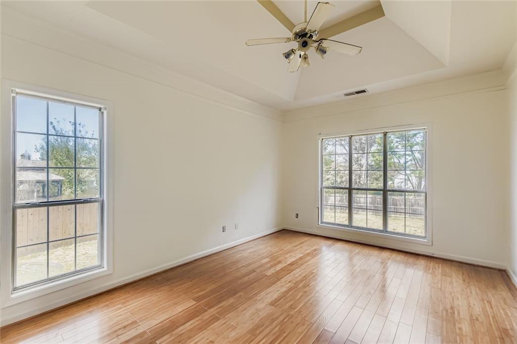 Wesley Lakes Oxford Downs - Residential