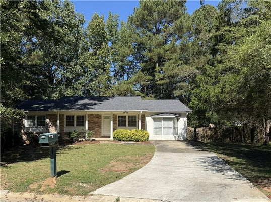 10787 SANDERLING LN, JONESBORO, GA 30238 - Image 93b529ca802334c8a4ced38c5189d006/2345864959
