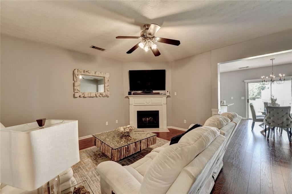 2432 Birkhall Way