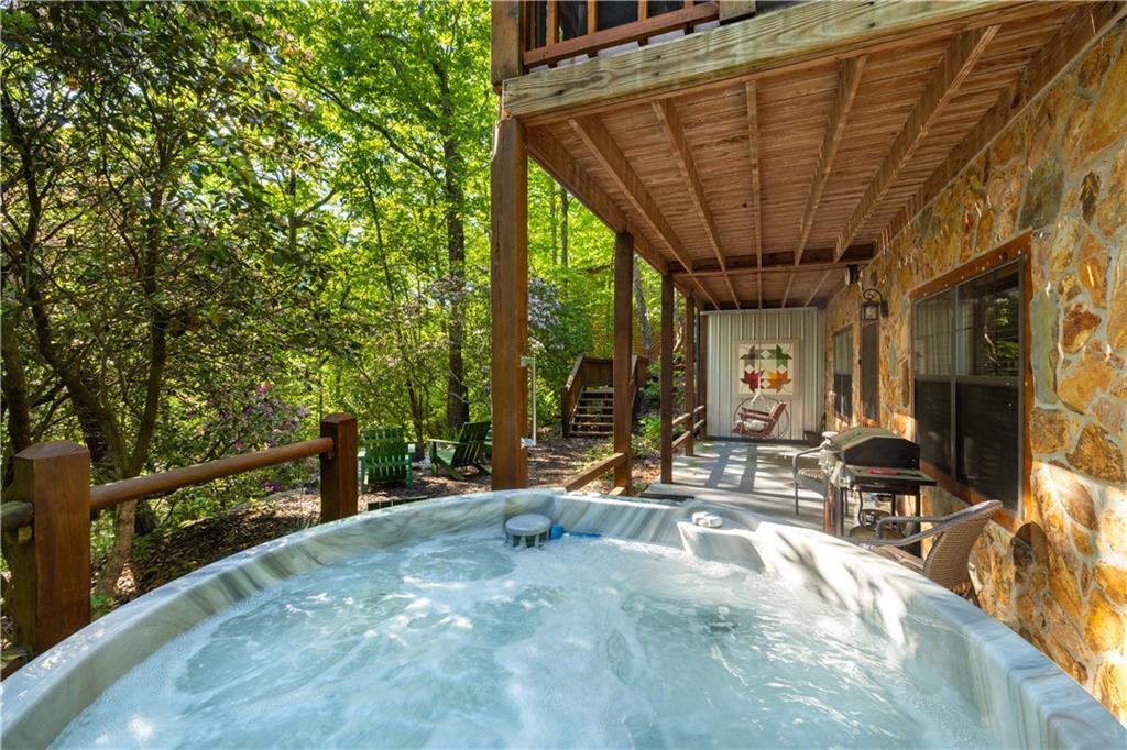 90 Holloway Circle, Blue Ridge, Georgia image 3