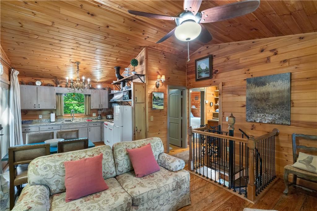 90 Holloway Circle, Blue Ridge, Georgia image 6