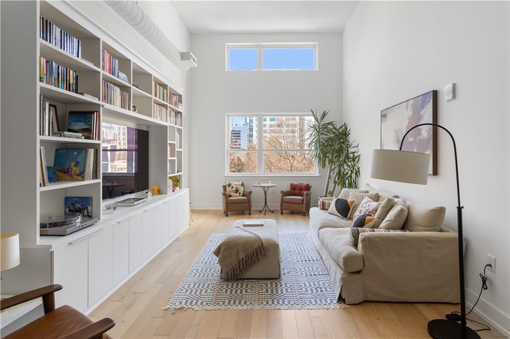 775 Juniper Street NE 617