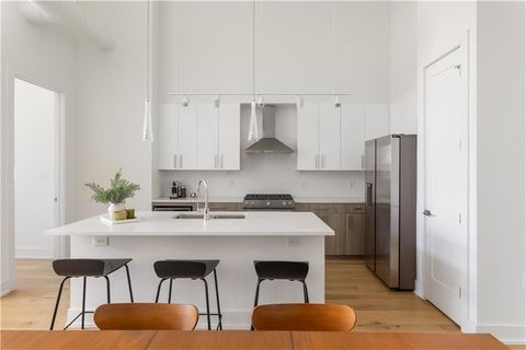 775 Juniper Street NE 617 Atlanta GA 30308