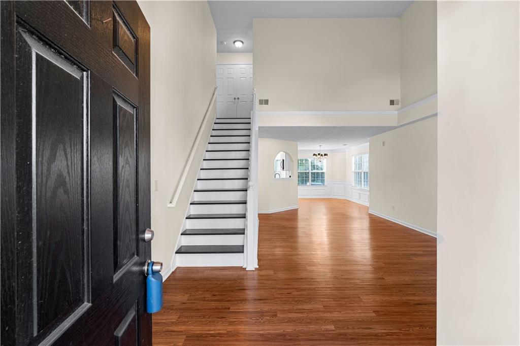 2734 South Hills