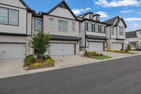 Townhouse For Sale - 1245 Wintergreen Way<br/> Cumming, GA 30041