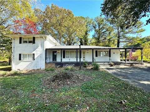 Homes For Sale - 12 Walker Road<br/> Cartersville, GA 30121