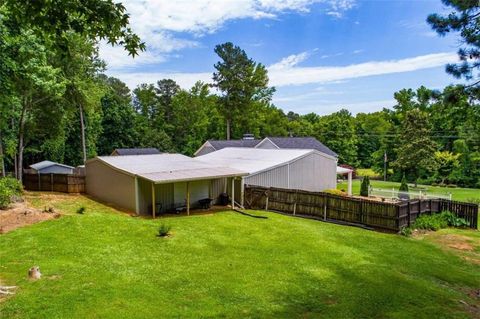 Single Family Residence in Villa Rica GA 84 Ledbetter Road 72.jpg