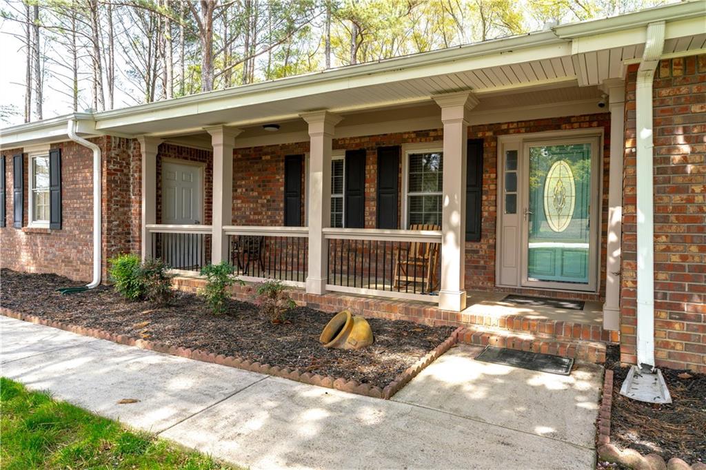 4220 Smith Road, Loganville, Georgia image 4