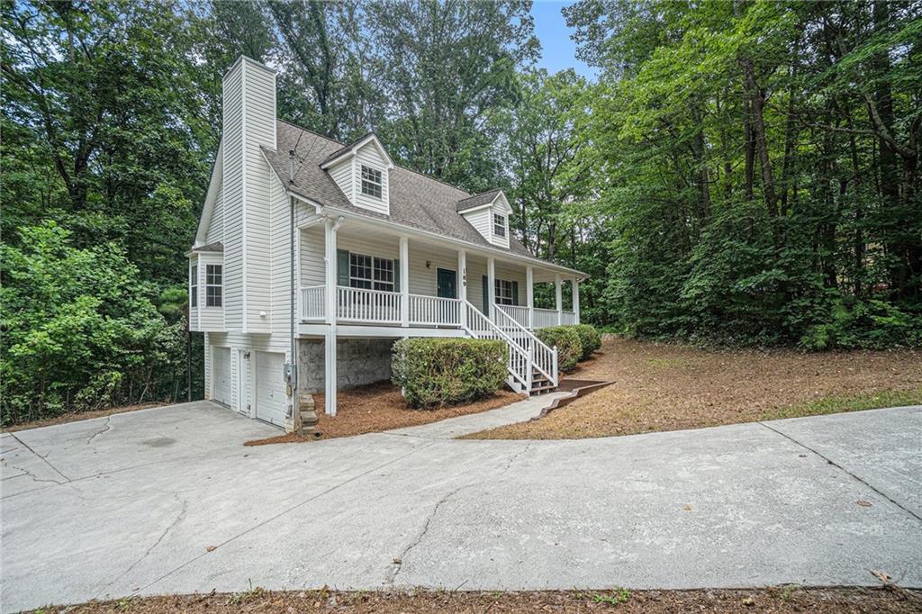 189 Hollis Circle