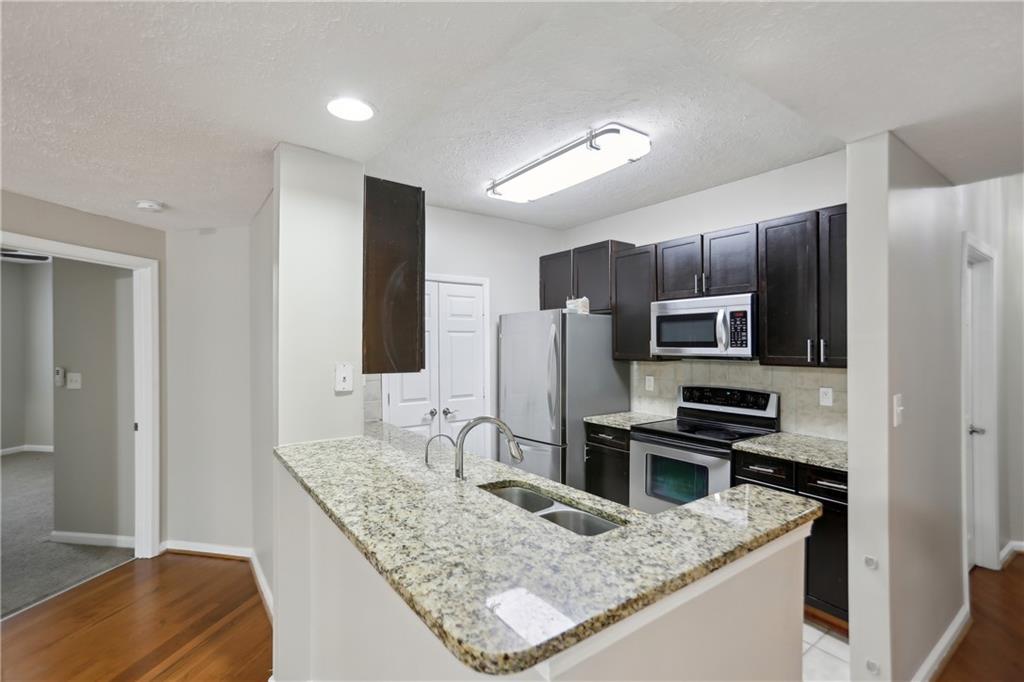 1250 Parkwood Circle #2201, Atlanta, Georgia image 3
