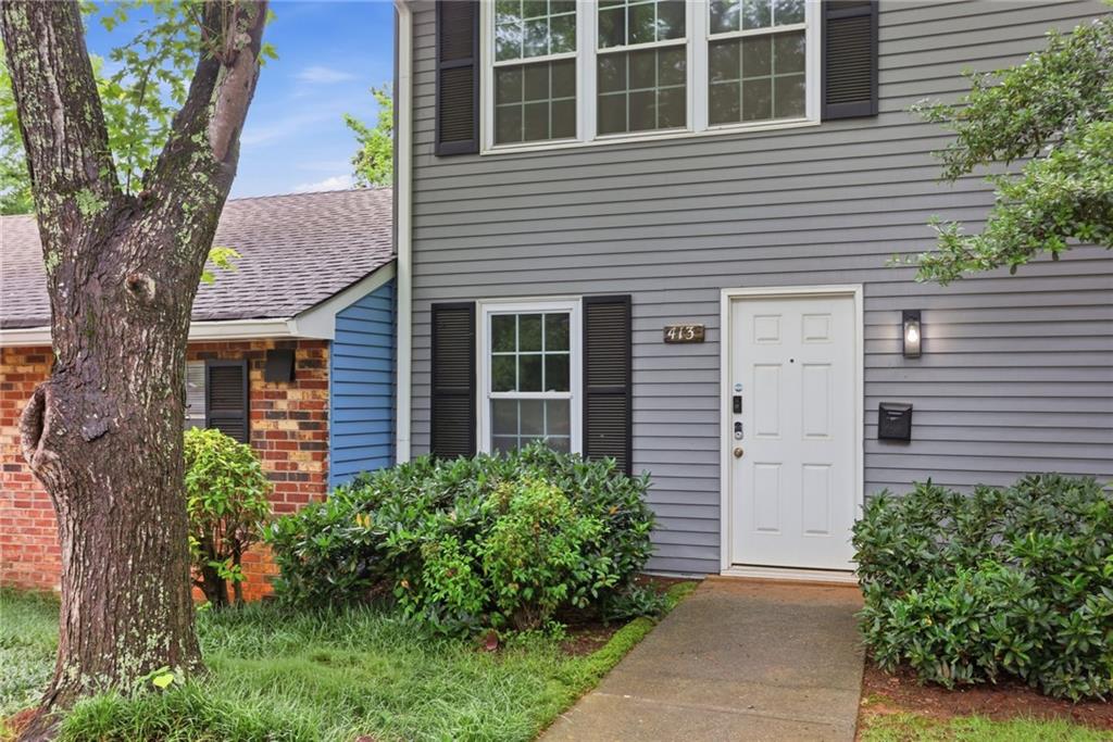413 Promenade Court SW