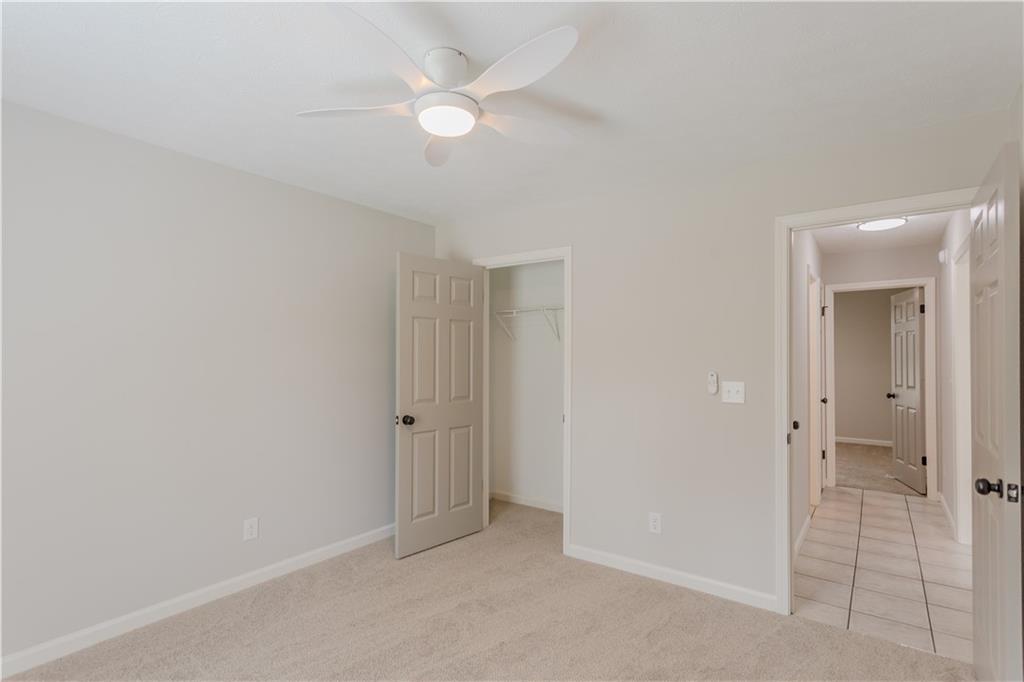 4565 English Oaks Lane, Lilburn, Georgia image 31