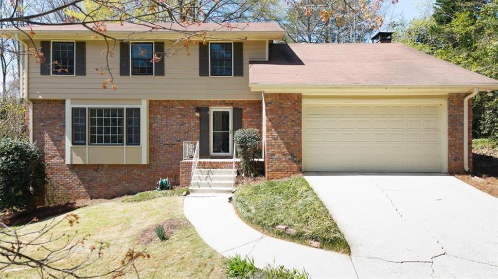 5016 Chestnut Forest Court, Dunwoody, Georgia image 1