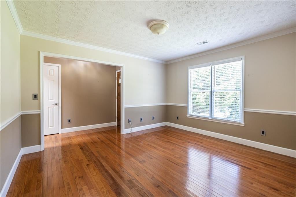 215 Valley Brook Trail