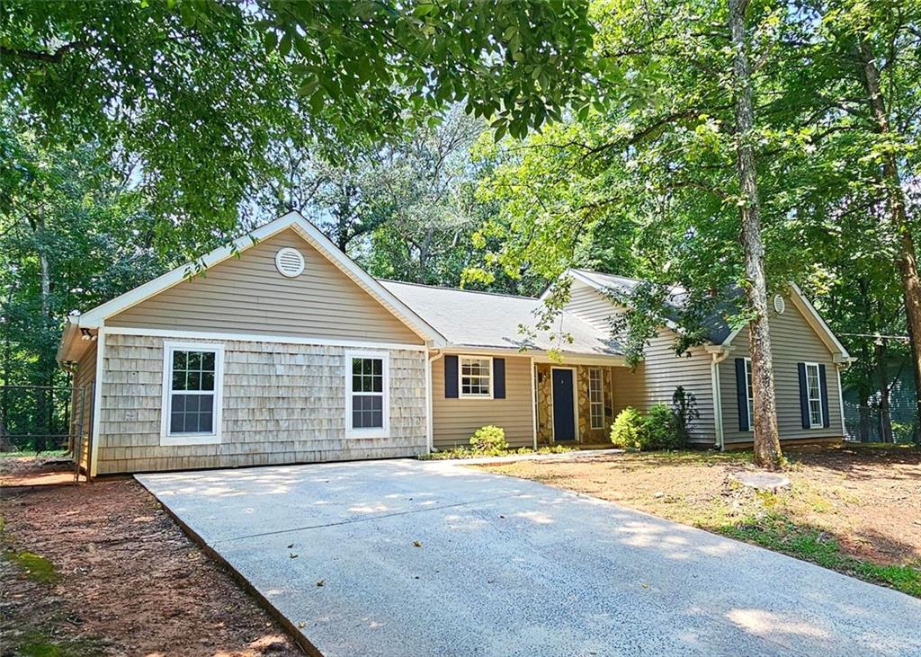 551 Surveyor Walk