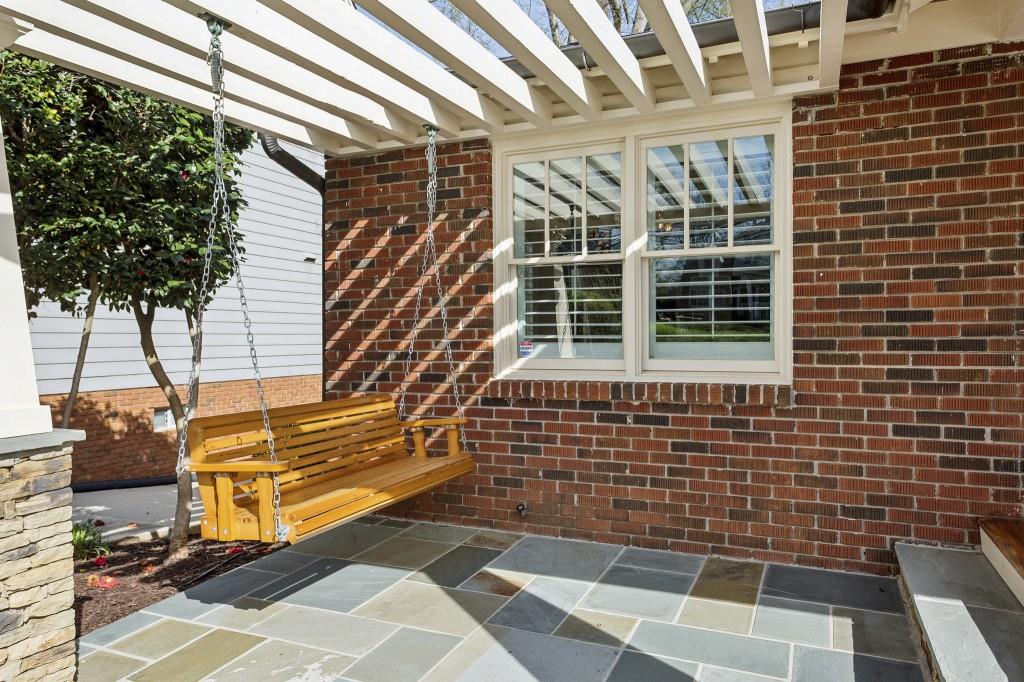 832 Amsterdam Avenue